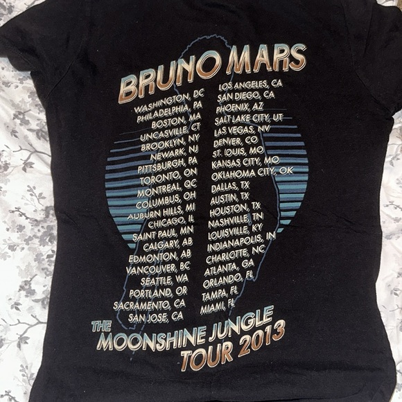 Tour Tee- Bruno Mars. Lightly worn. In perfect condition. - Picture 2 of 3